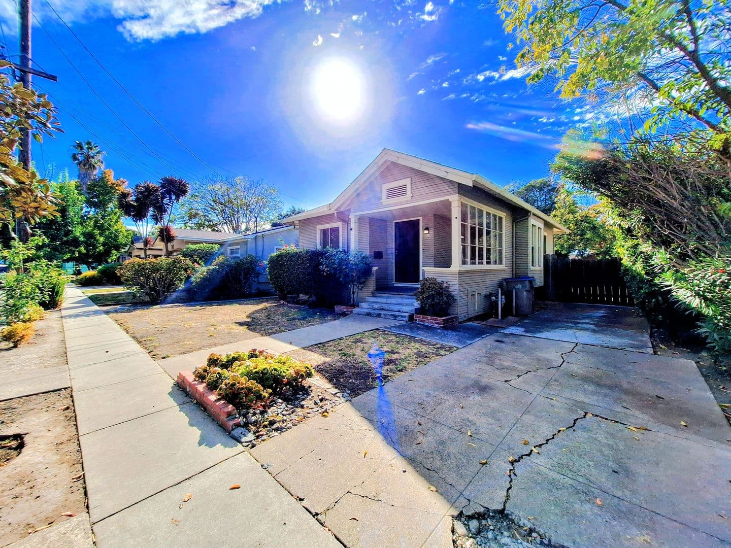 San Jose Apartment: 95 & 95 1/2 N. Buena Vista Ave
