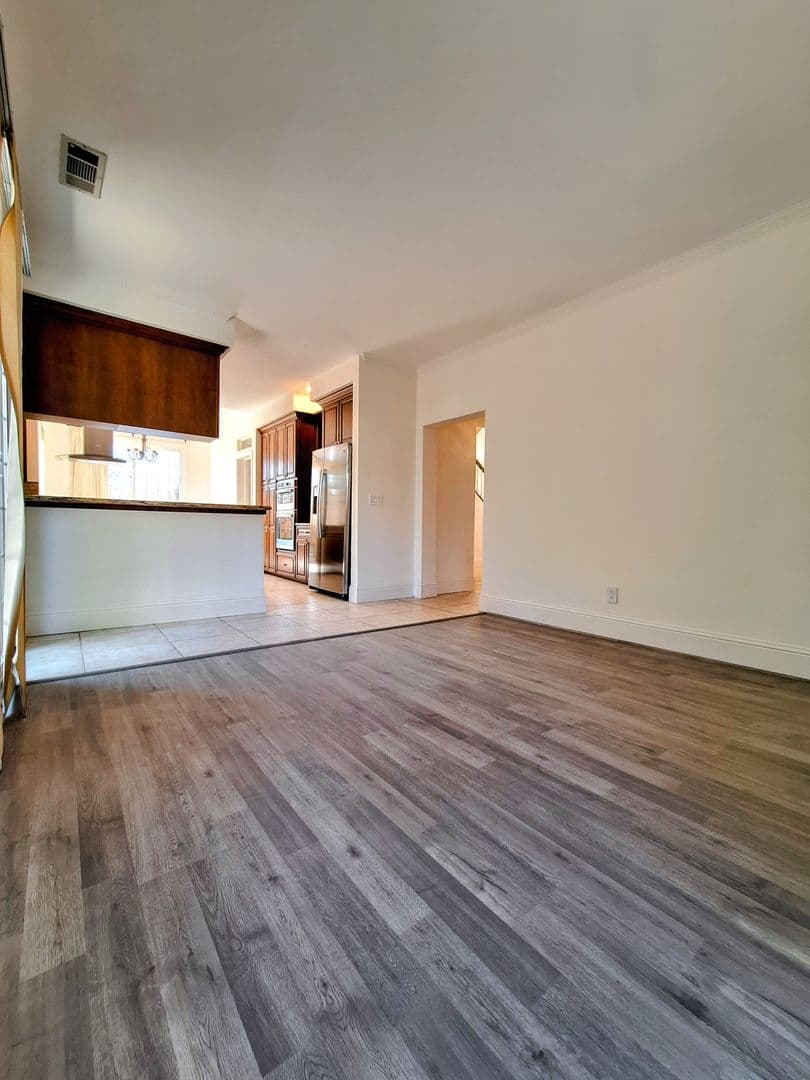 Redwood City House: 802 Schooner Bay Dr