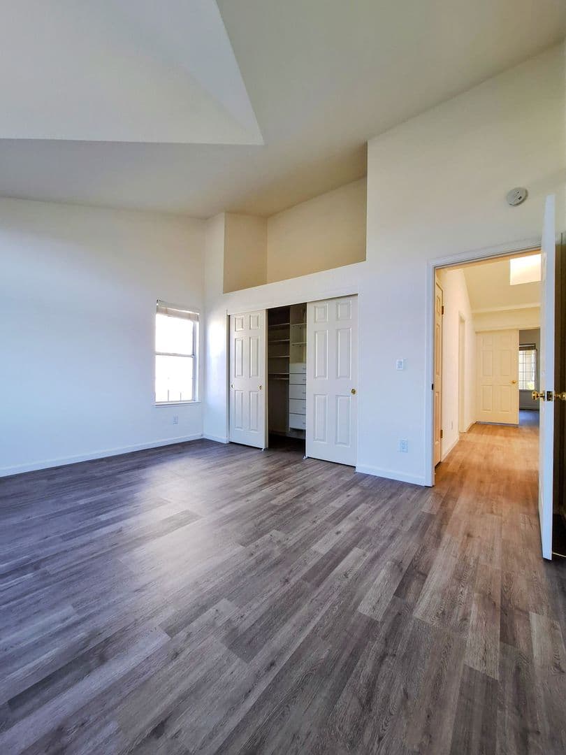 Redwood City House: 802 Schooner Bay Dr