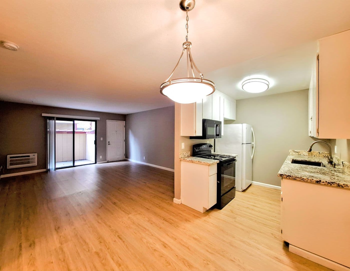 San Jose Condo: 5332 Monterey Rd #7