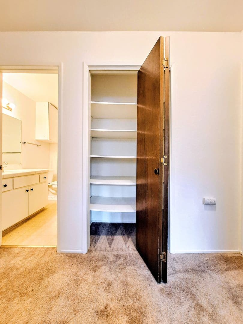 Santa Clara Apartment: 3478 & 3482 Angelina Dr