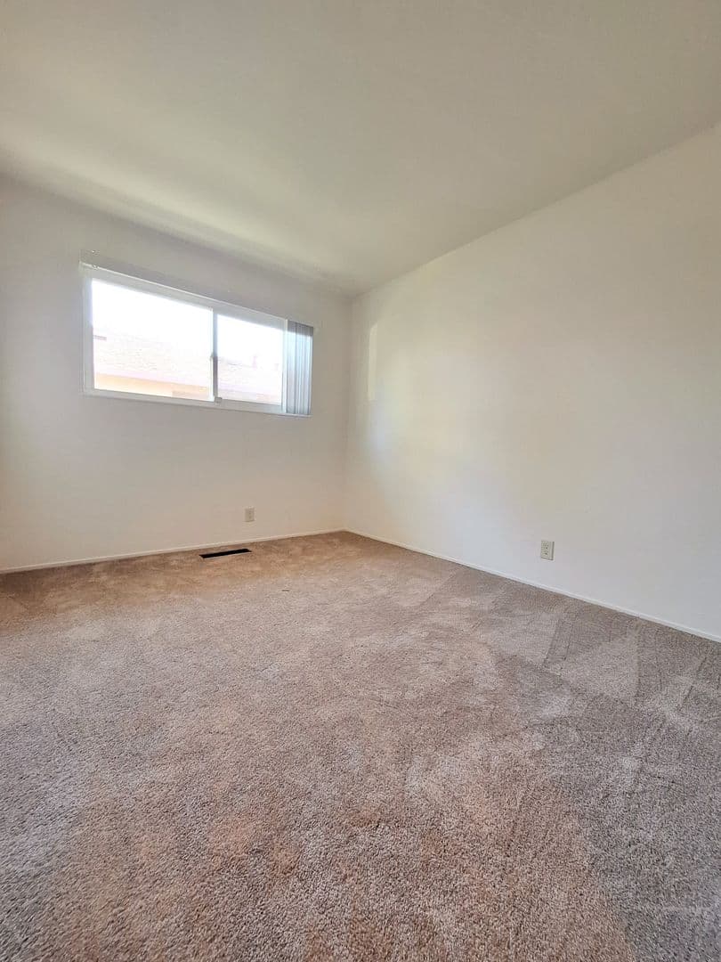 Santa Clara Apartment: 3478 & 3482 Angelina Dr