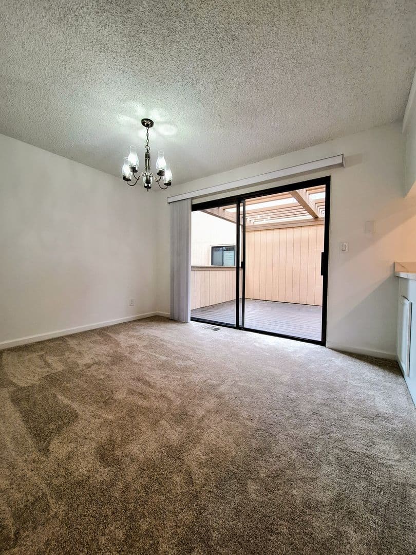 Los Gatos Townhome: 14575 S. Bascom Ave