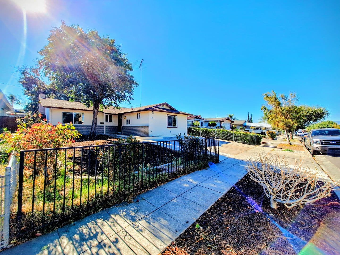 San Jose House: 3354 Mt. Logan Dr