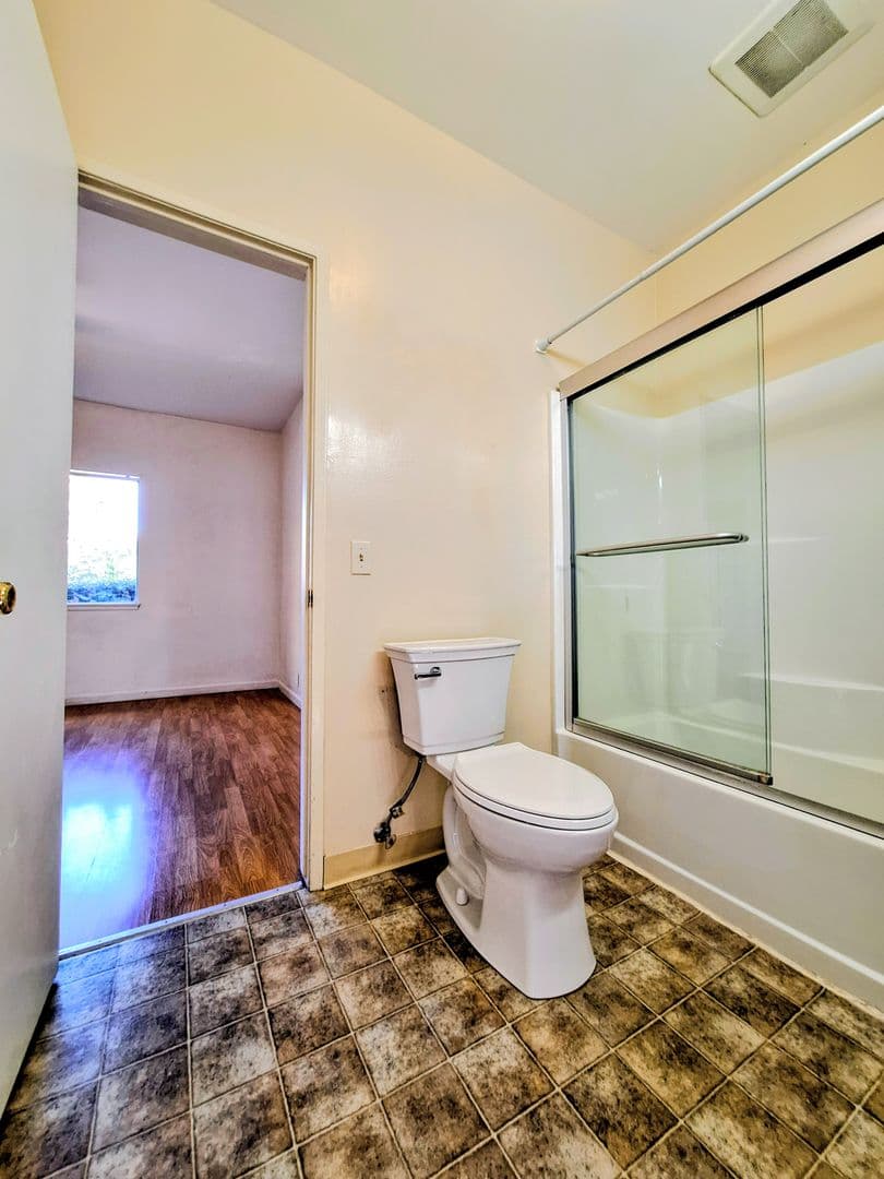 San Jose Apartment: 95 & 95 1/2 N. Buena Vista Ave