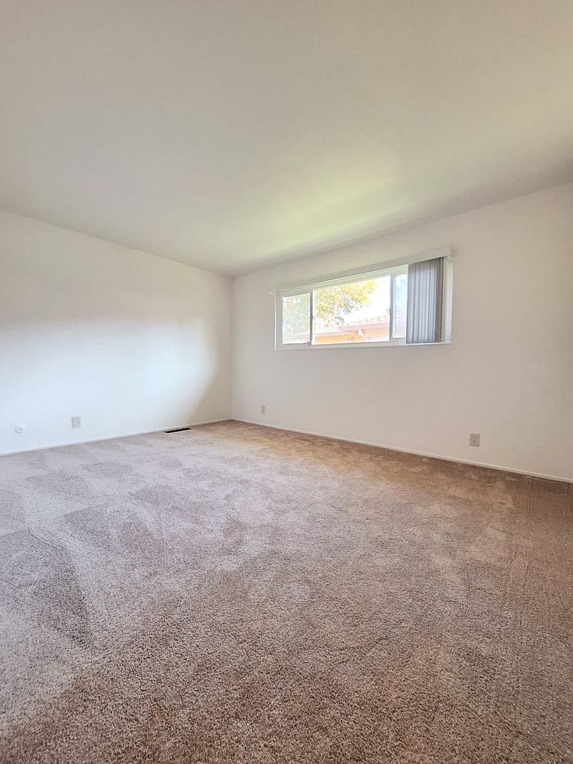 Santa Clara Apartment: 3478 & 3482 Angelina Dr