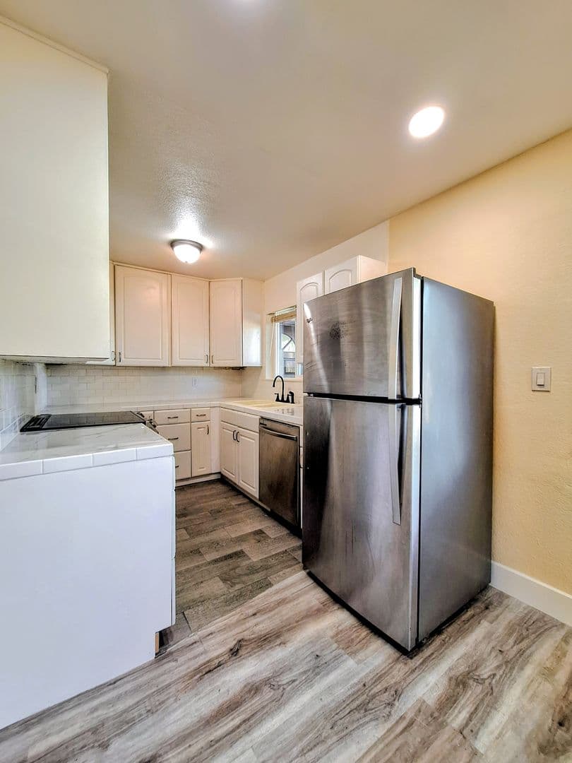 San Jose House: 3354 Mt. Logan Dr