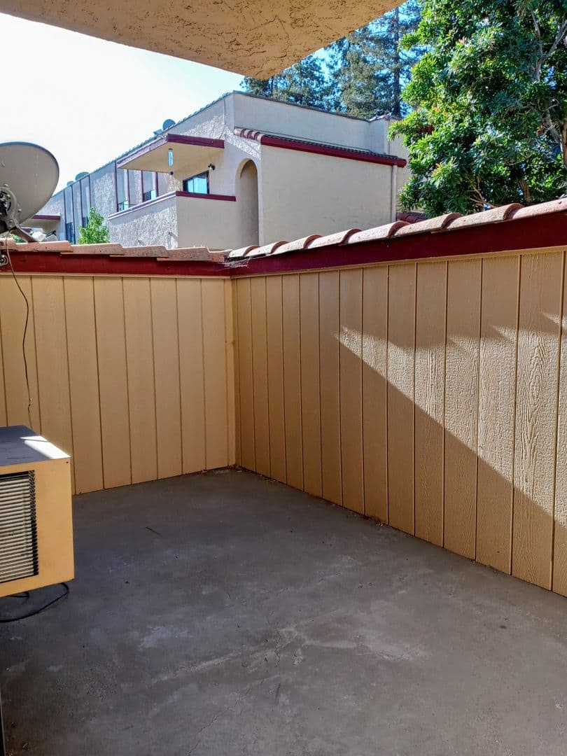San Jose Condo: 5332 Monterey Rd #7