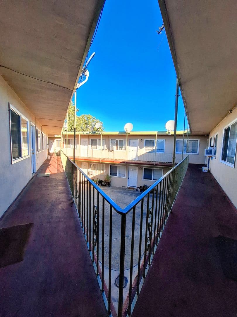 San Jose Apartment: 2752 Kollmar Dr #34