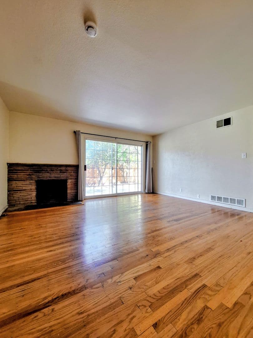 San Jose House: 2162 Tamie Ln