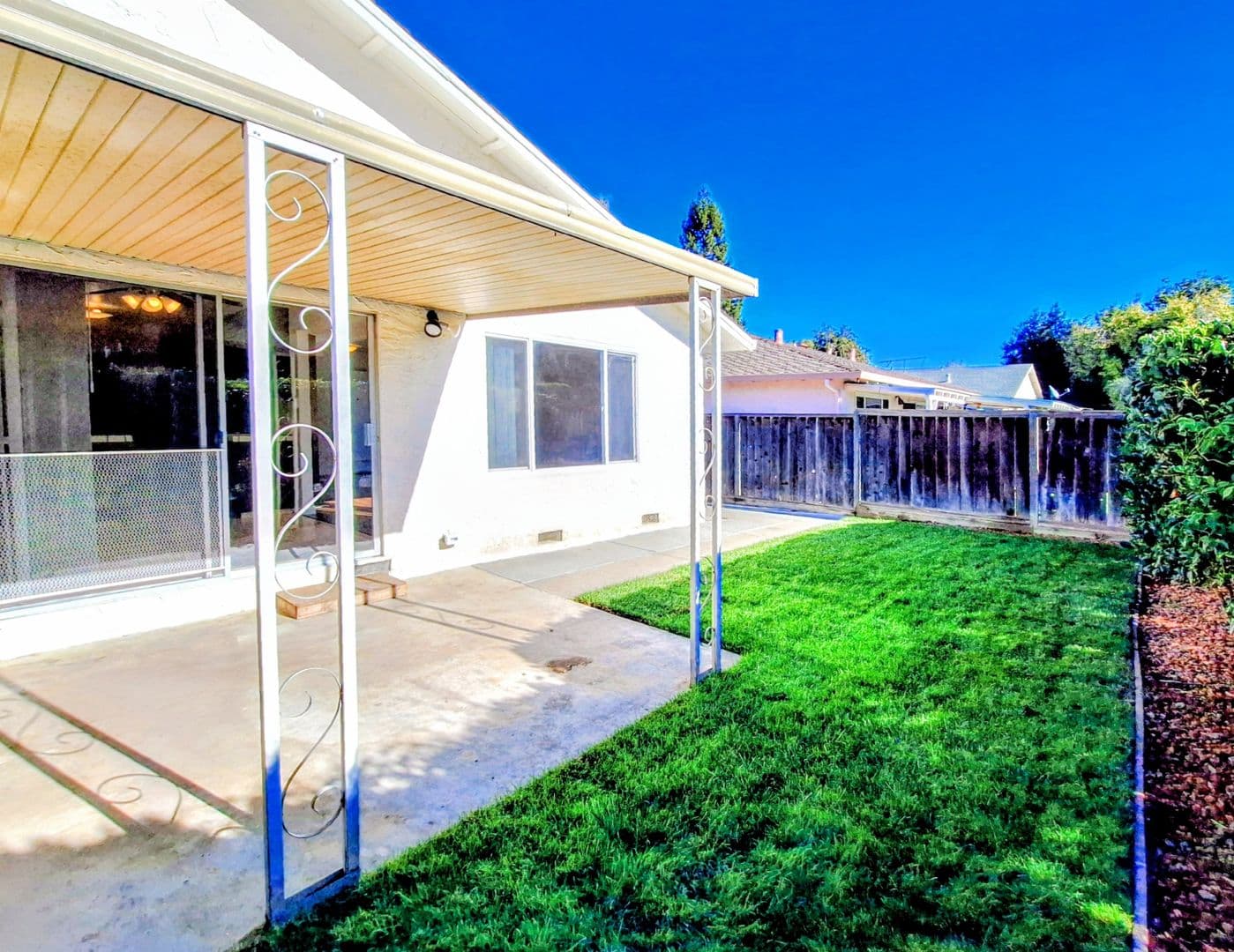 Santa Clara Apartment: 3478 & 3482 Angelina Dr