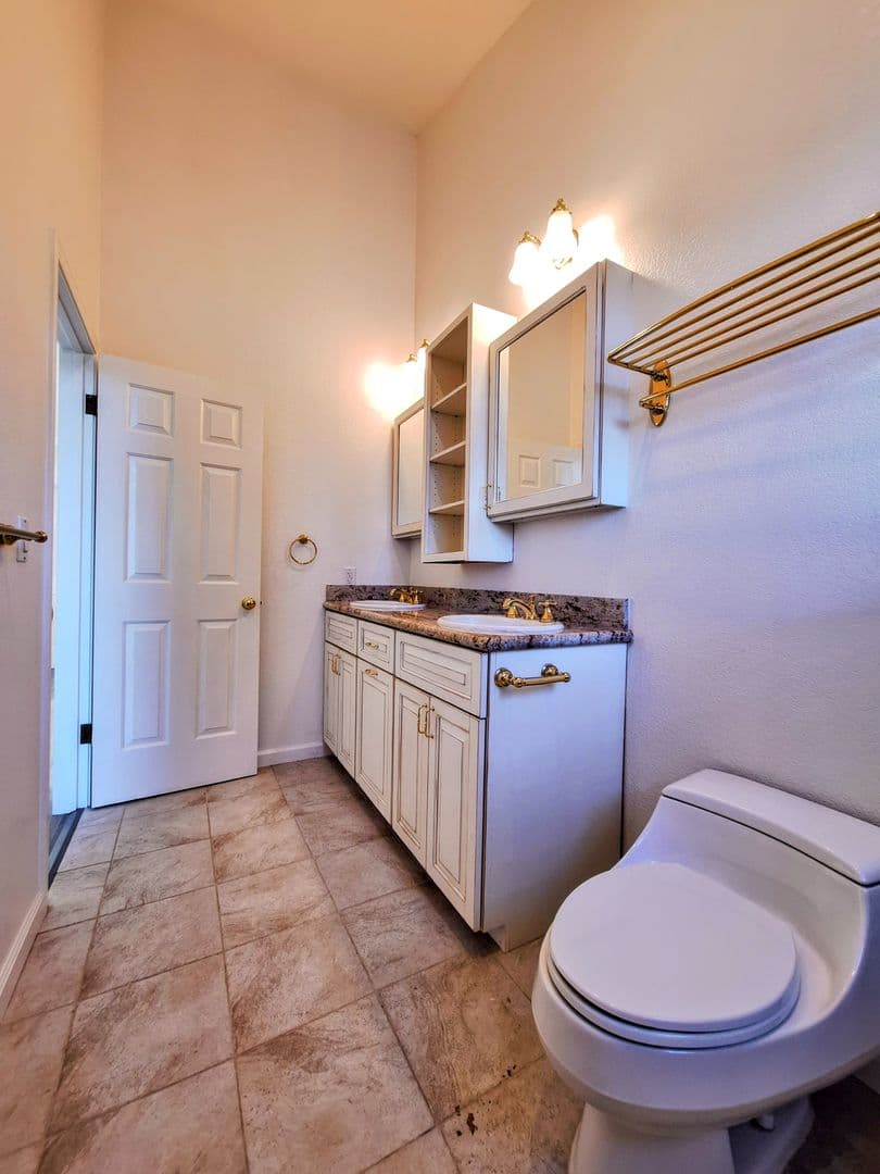 Redwood City House: 802 Schooner Bay Dr
