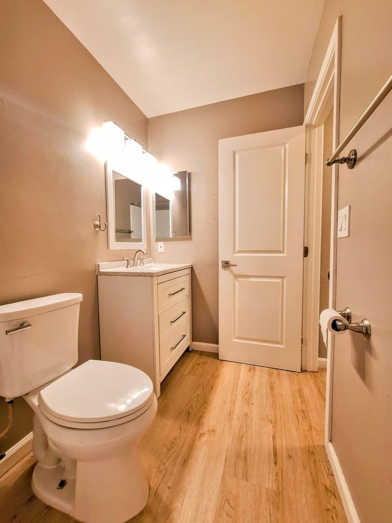 San Jose Condo: 5332 Monterey Rd #7