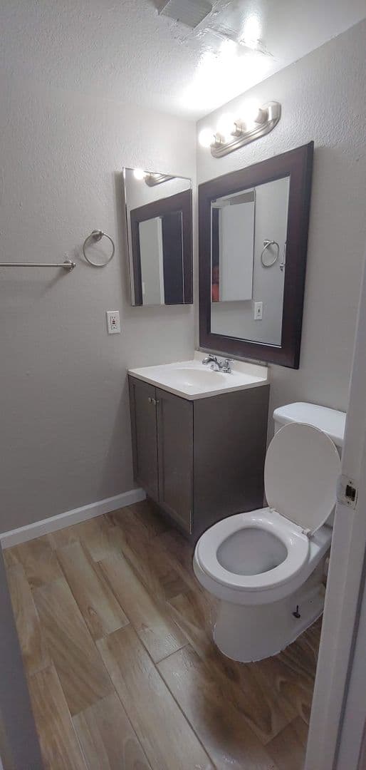Phoenix Apartment: 1620 N 51st Street