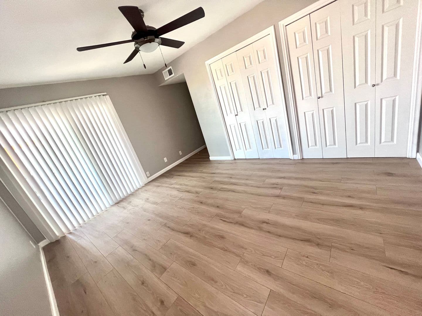 Phoenix Apartment: 9836 N Central Avenue