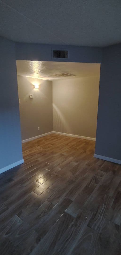 Phoenix Apartment: 1620 N 51st Street