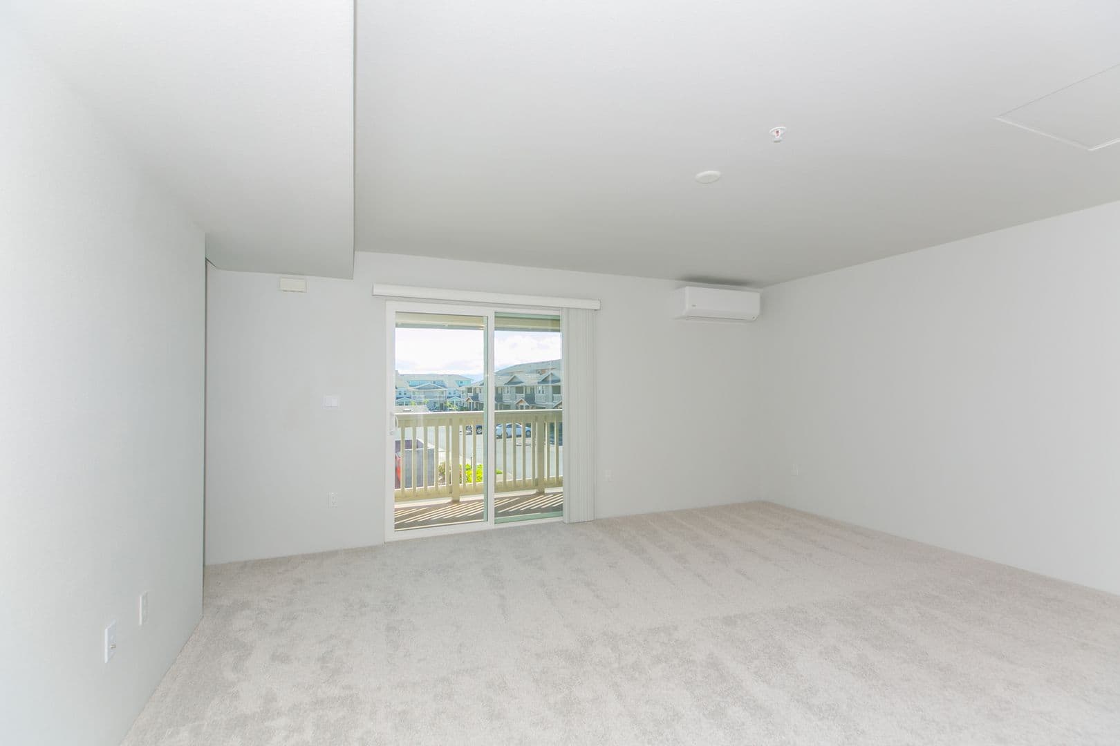 Ewa Beach House: 91-3525 Kauluakoko St.