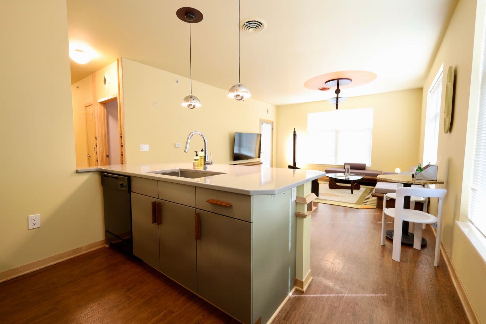 Madison Apartment: 525 East Main Street