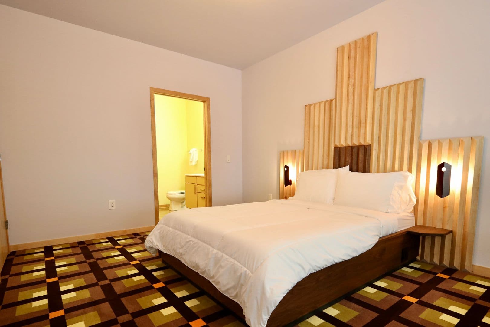 Madison Apartment: 525 East Main Street