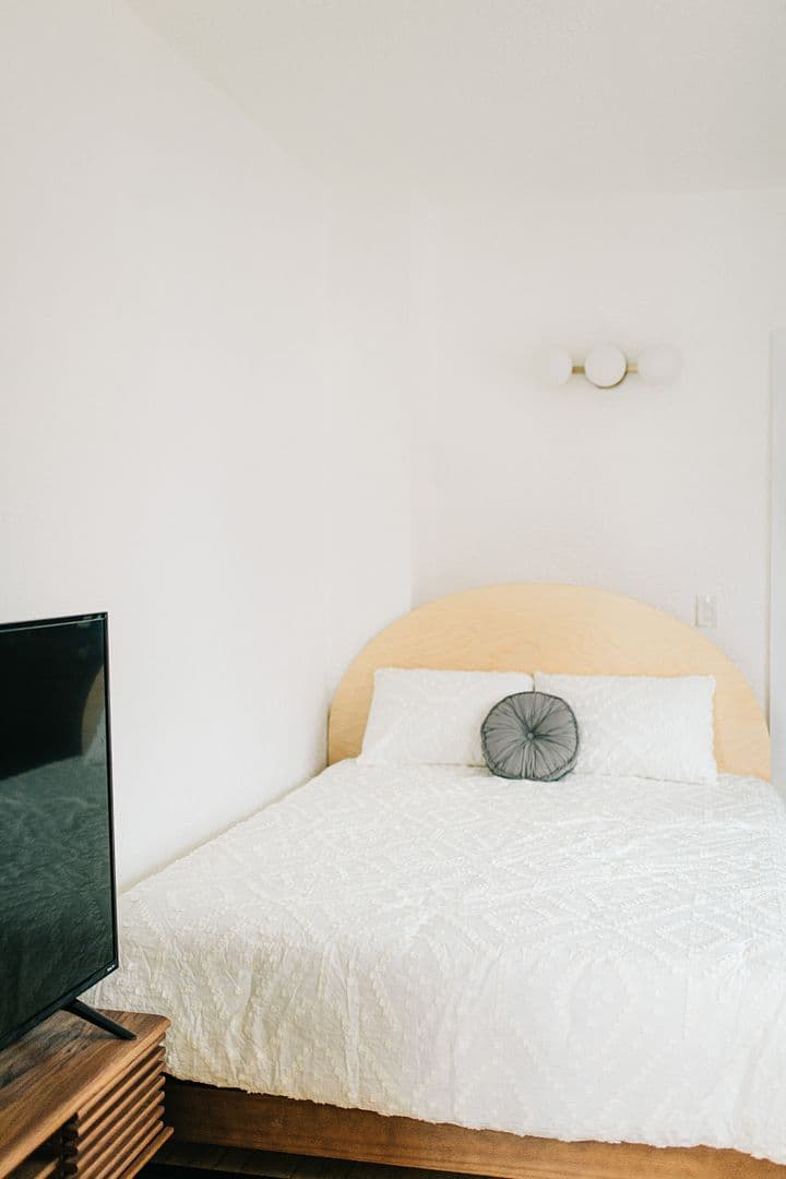 Madison Apartment: 723 Jenifer Street