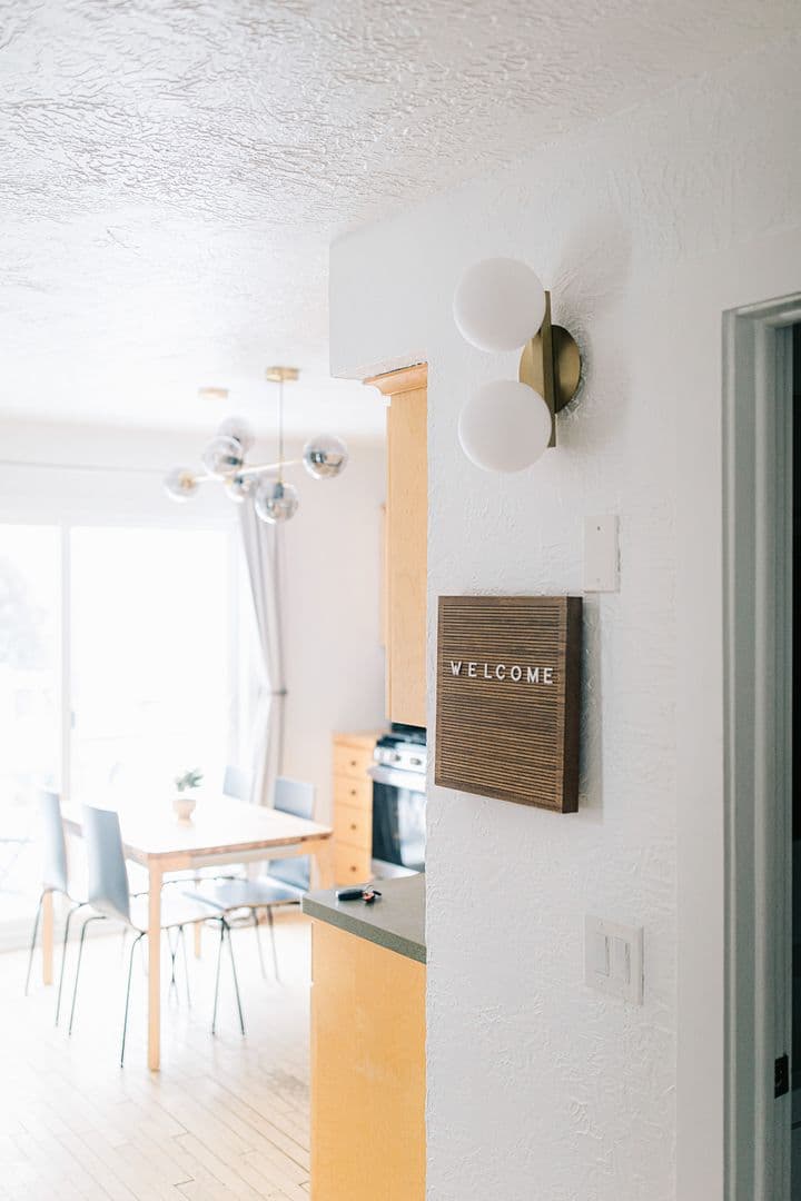 Madison Apartment: 723 Jenifer Street