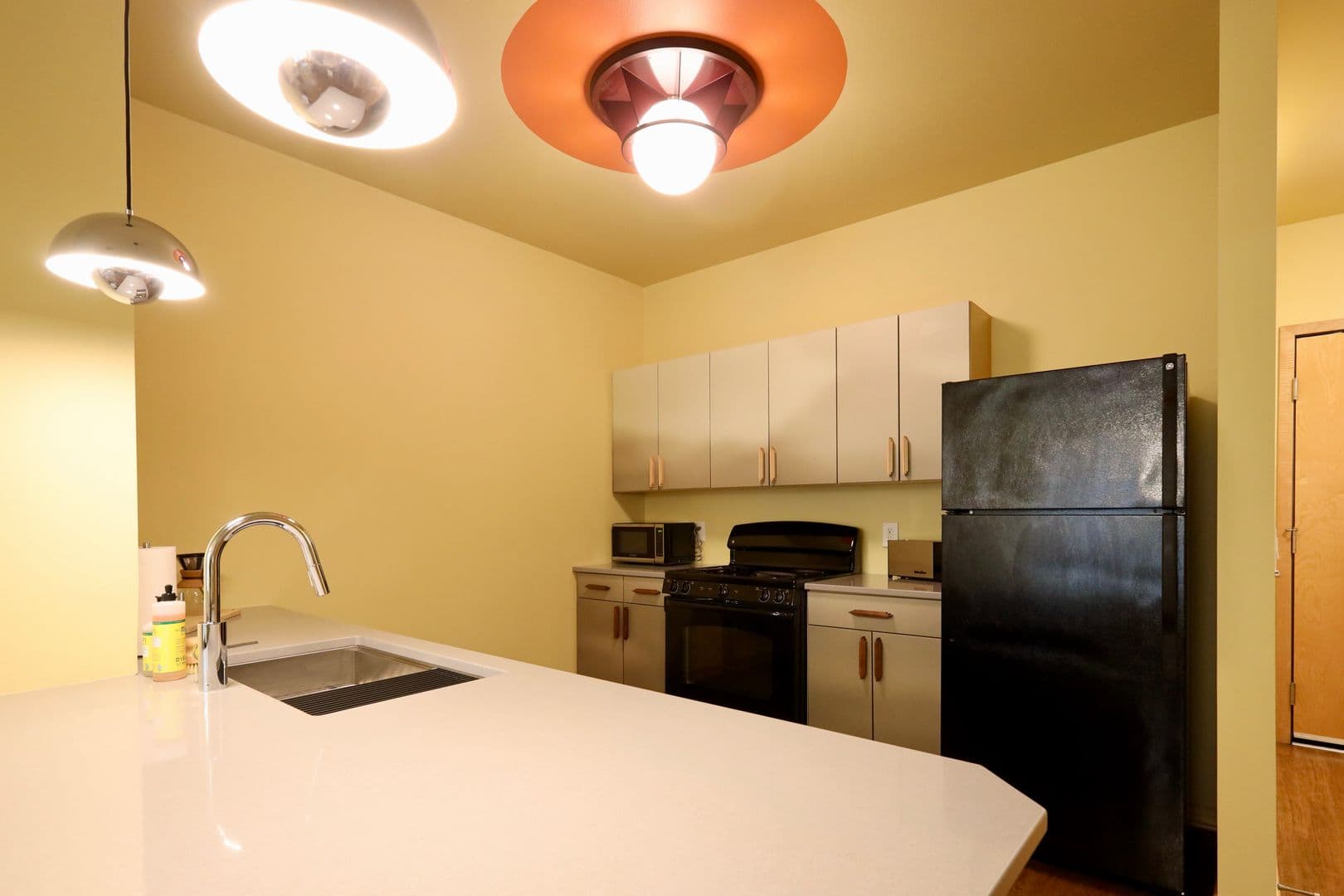 Madison Apartment: 525 East Main Street