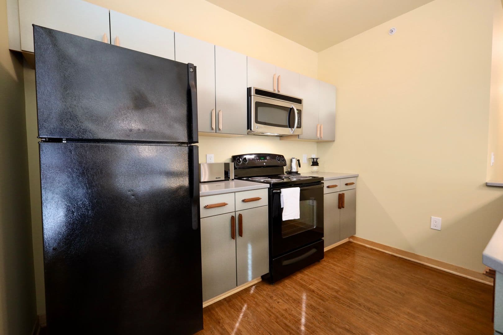Madison Apartment: 525 East Main Street