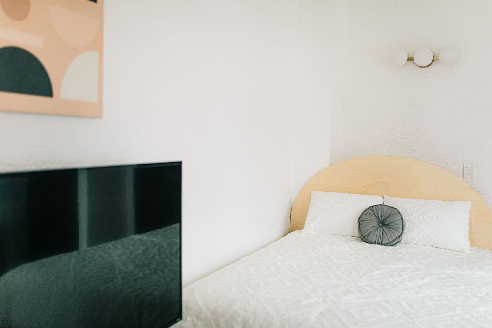 Madison Apartment: 723 Jenifer Street