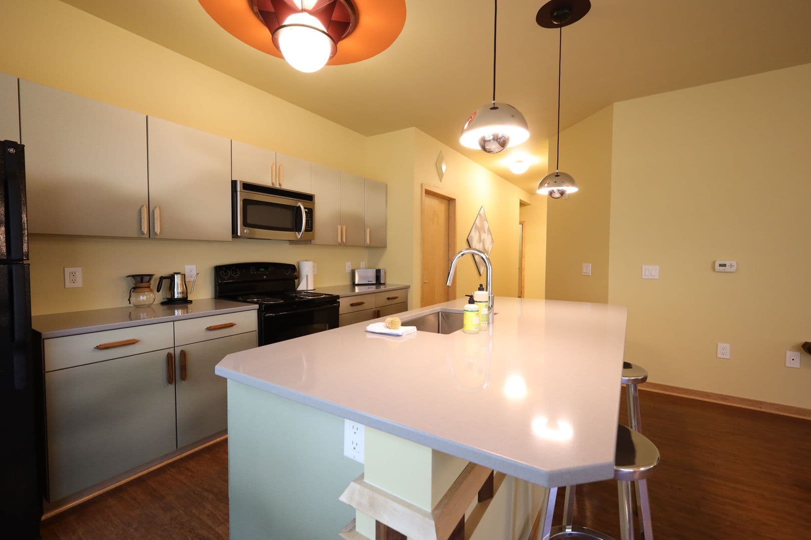 Madison Apartment: 525 East Main Street