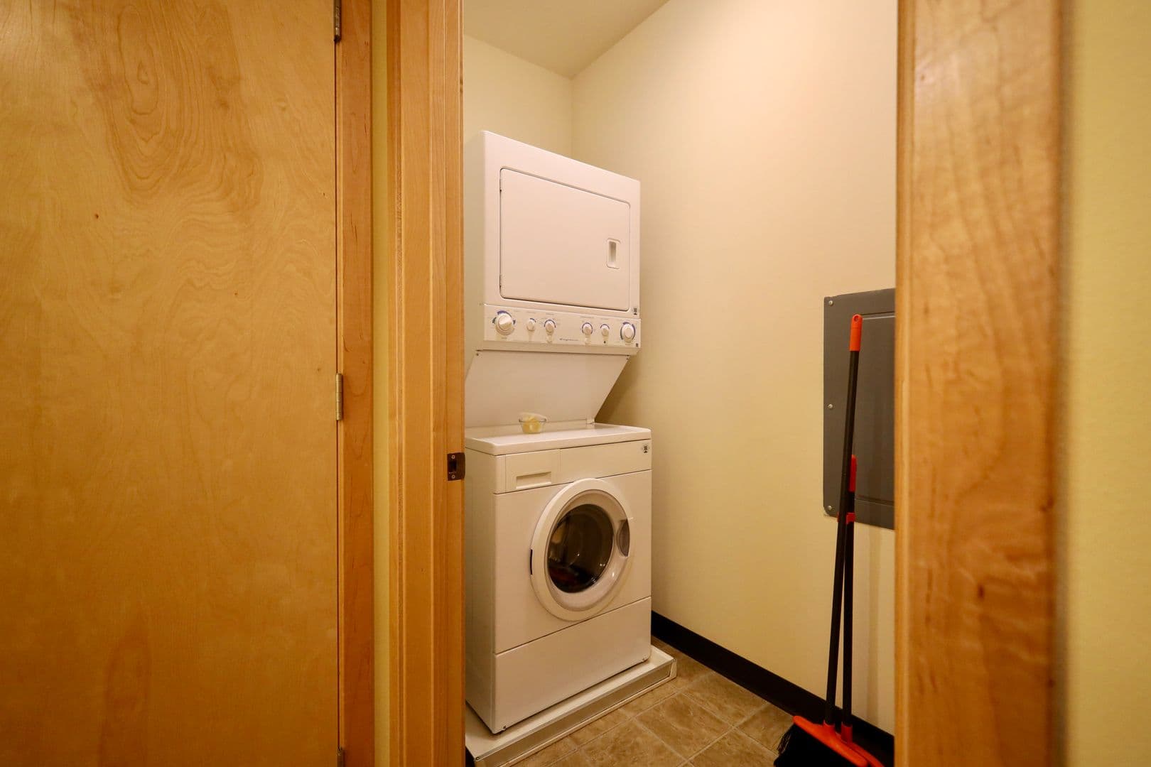 Madison Apartment: 525 East Main Street
