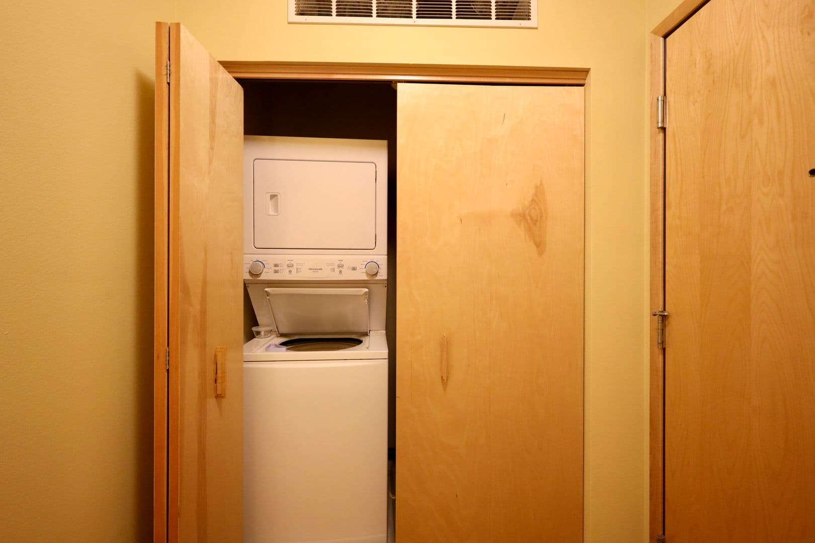 Madison Apartment: 525 East Main Street