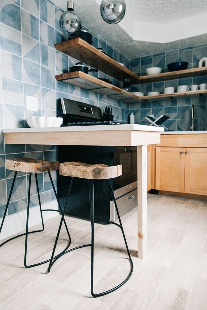 Madison Apartment: 723 Jenifer Street