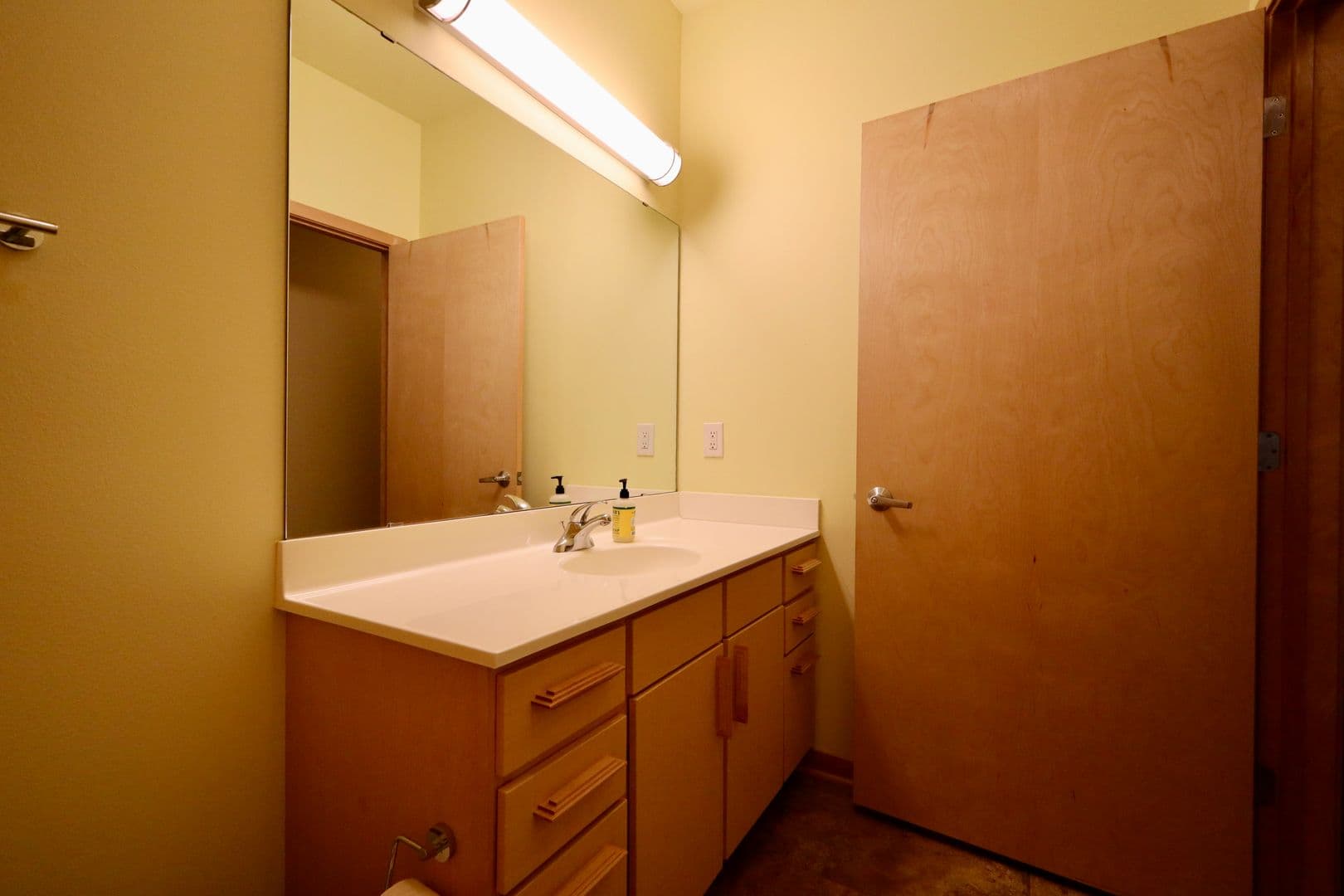 Madison Apartment: 525 East Main Street