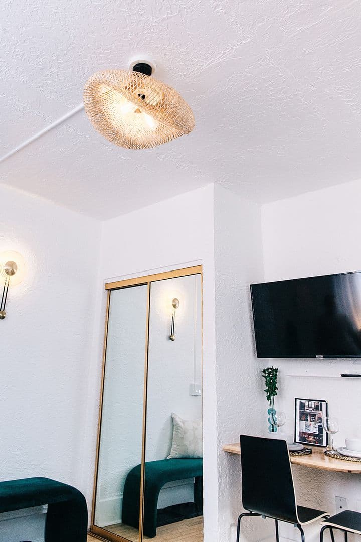 Madison Apartment: 723 Jenifer Street