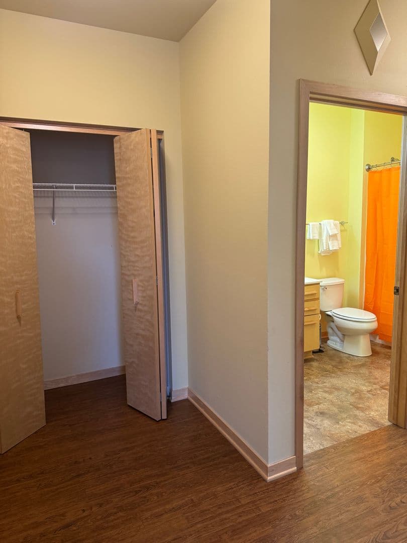 Madison Apartment: 525 East Main Street