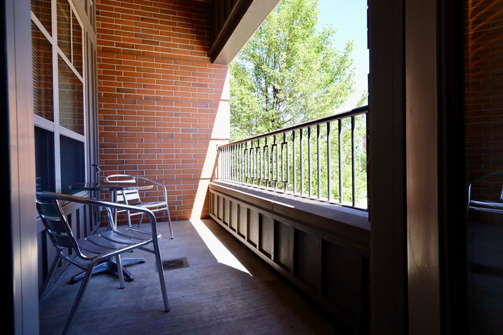 Madison Apartment: 525 East Main Street