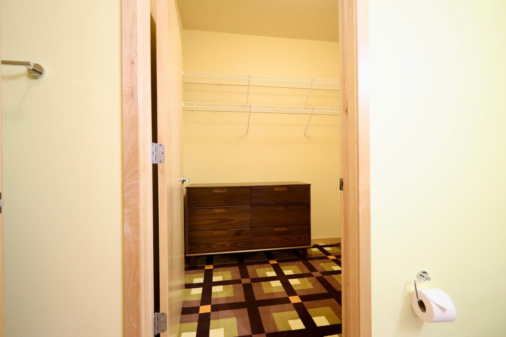 Madison Apartment: 525 East Main Street
