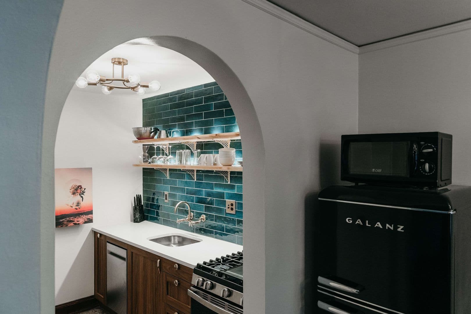 Madison Apartment: 126 East Wilson St