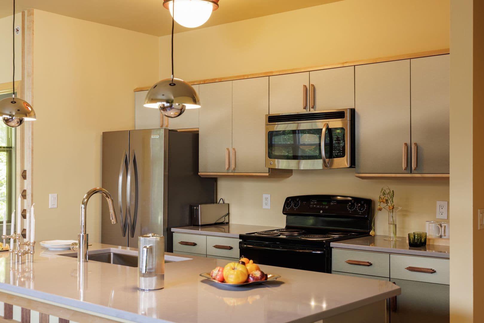 Madison Apartment: 525 East Main Street