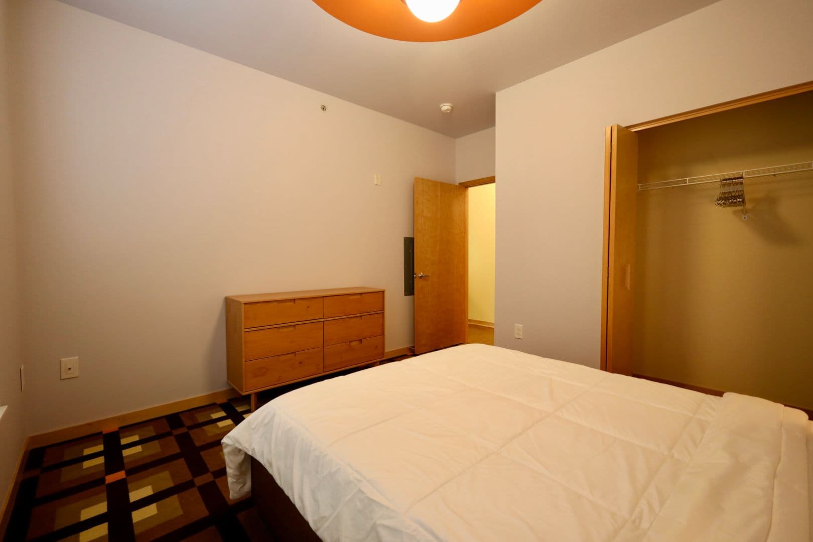 Madison Apartment: 525 East Main Street
