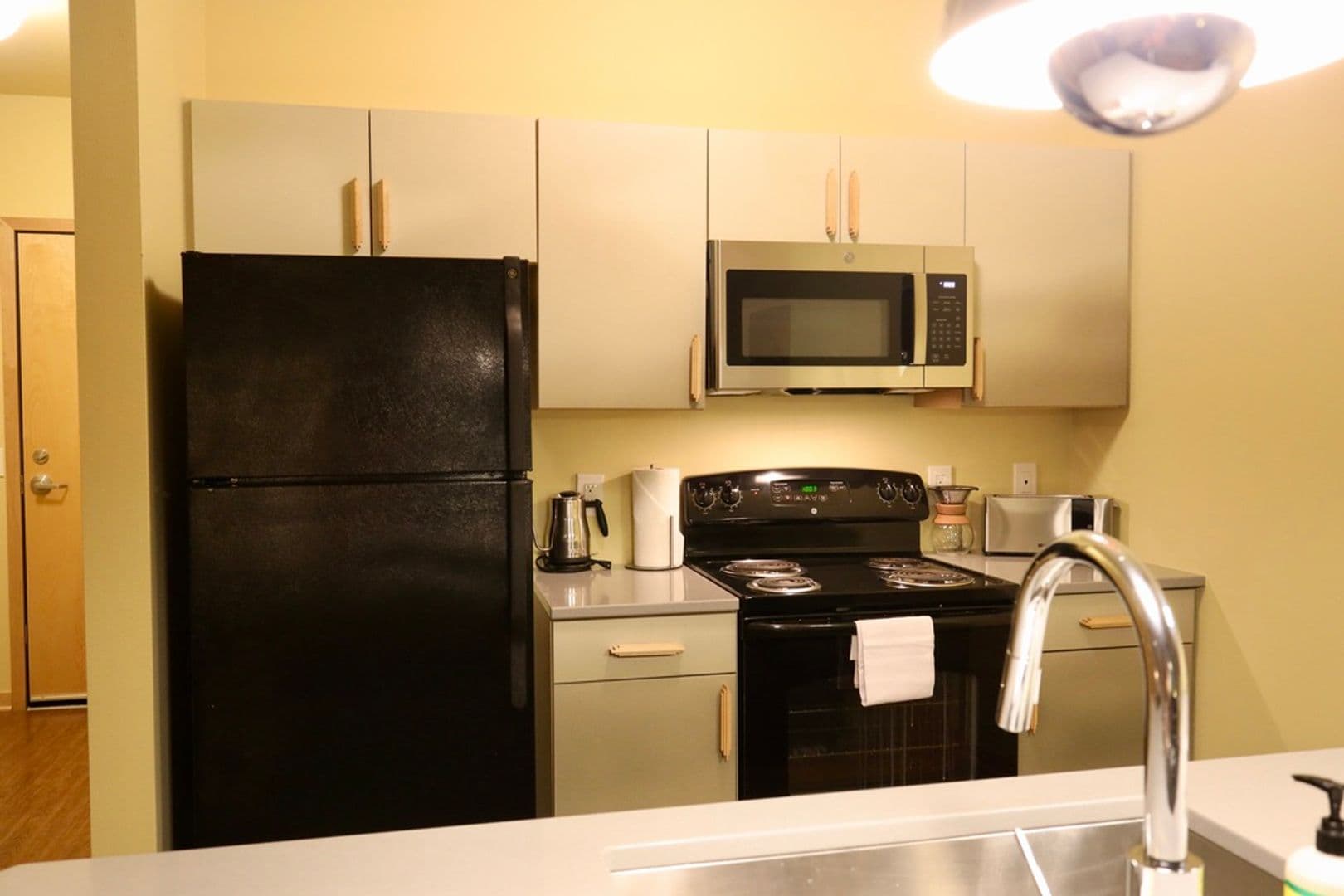 Madison Apartment: 525 East Main Street