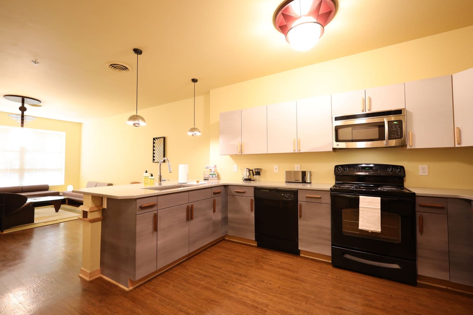 Madison Apartment: 525 East Main Street