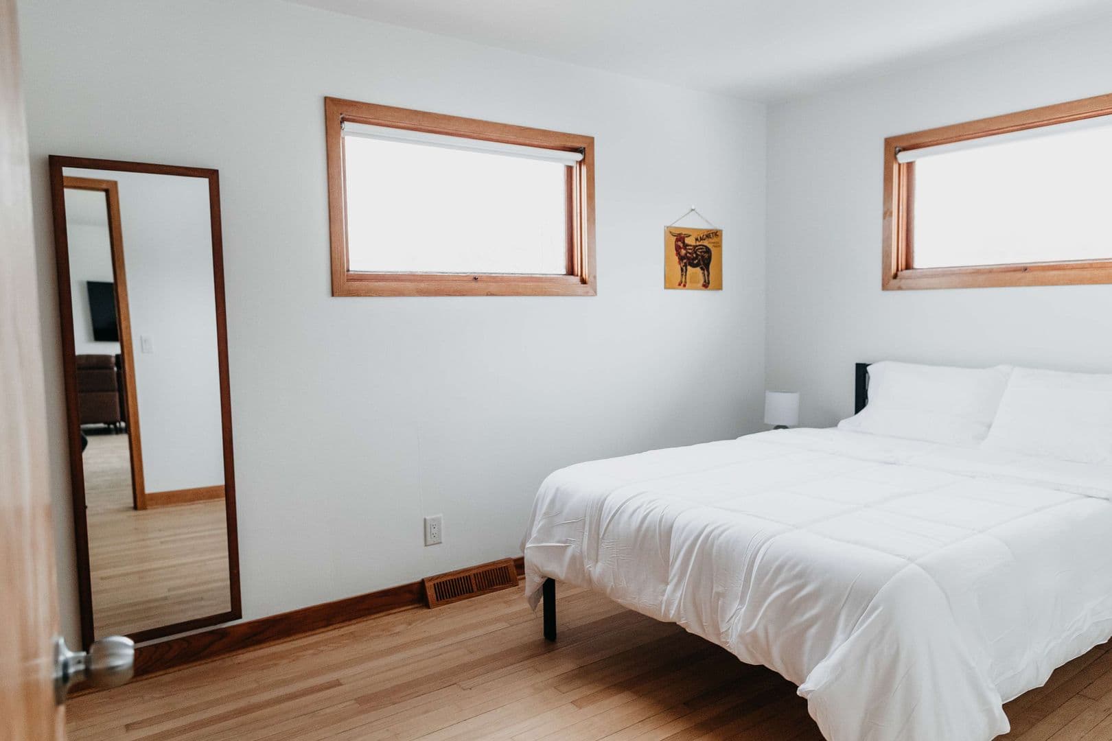 Madison Apartment: 3001-3003 Hermina Street