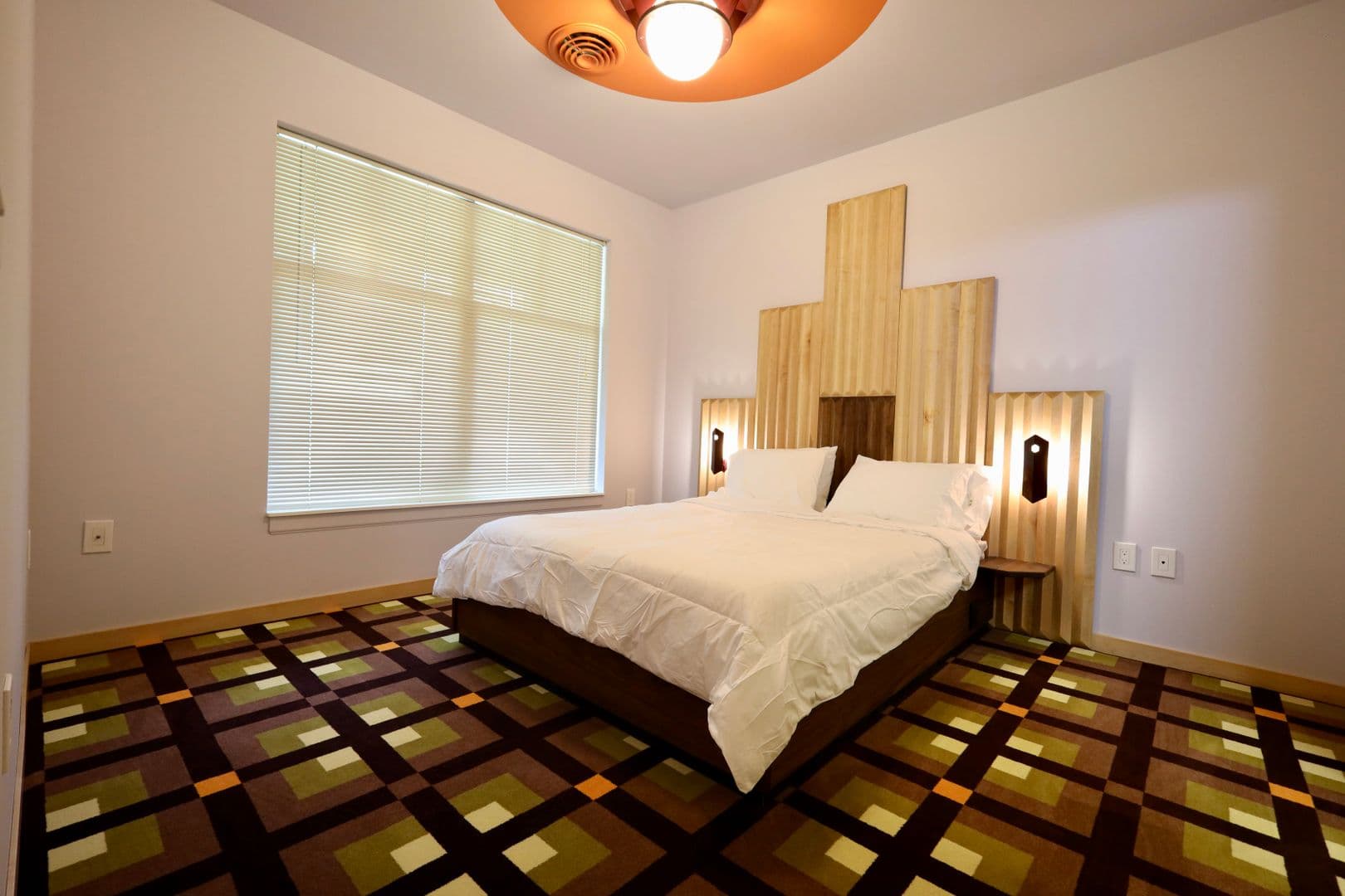 Madison Apartment: 525 East Main Street