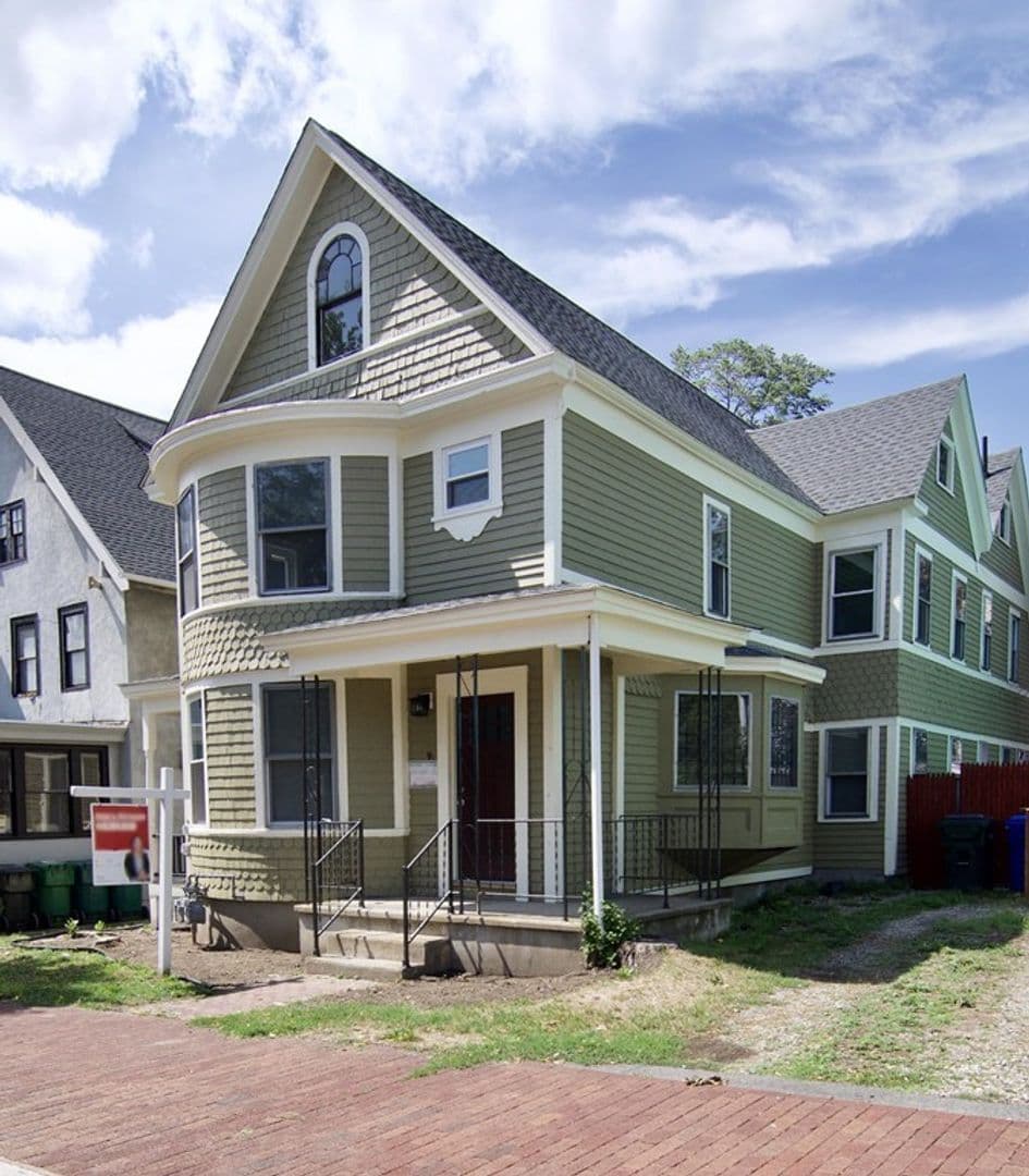 Springfield Apartment: 56 Mulberry St