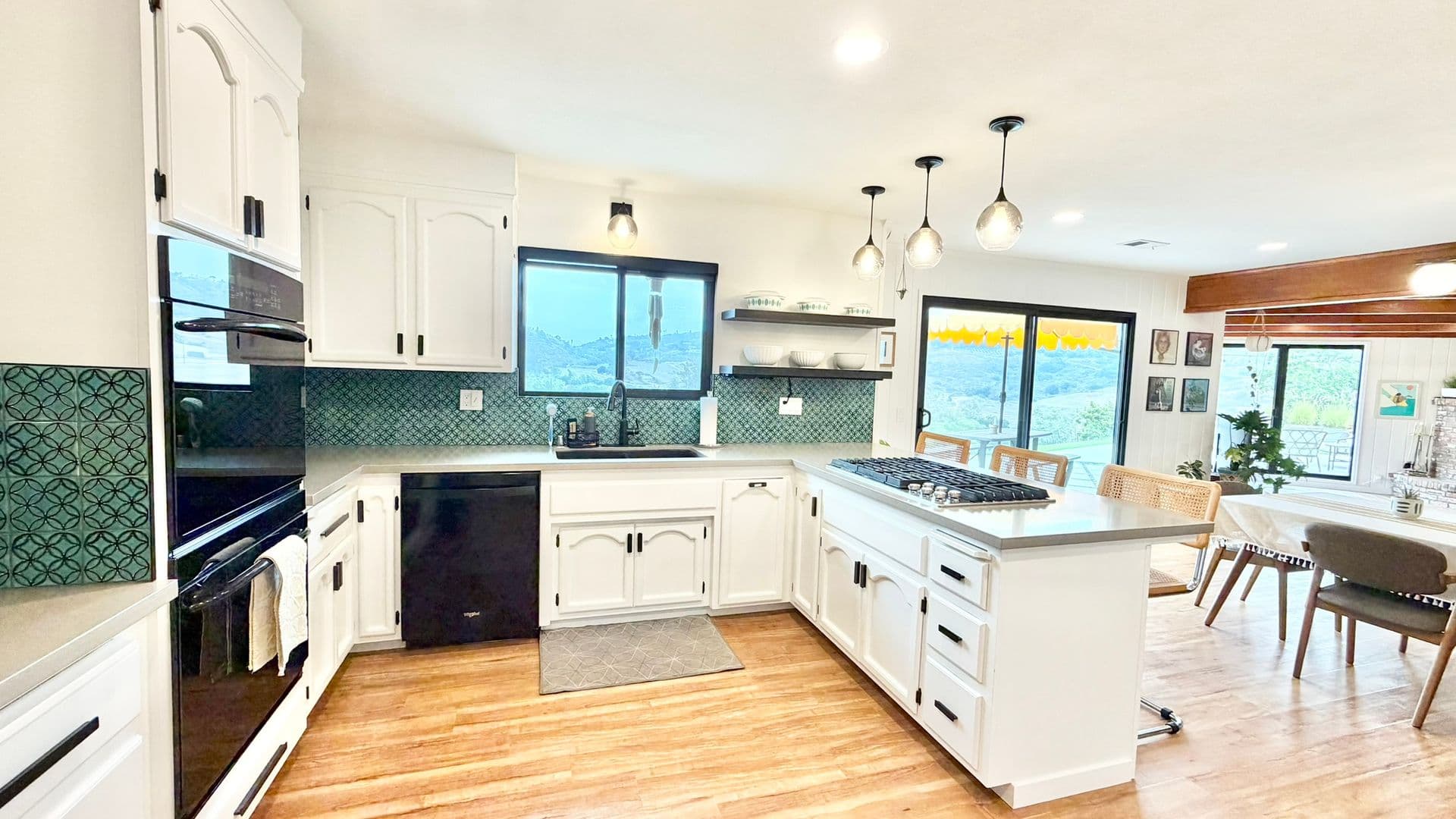 Fallbrook House: 3266 Westmont Drive
