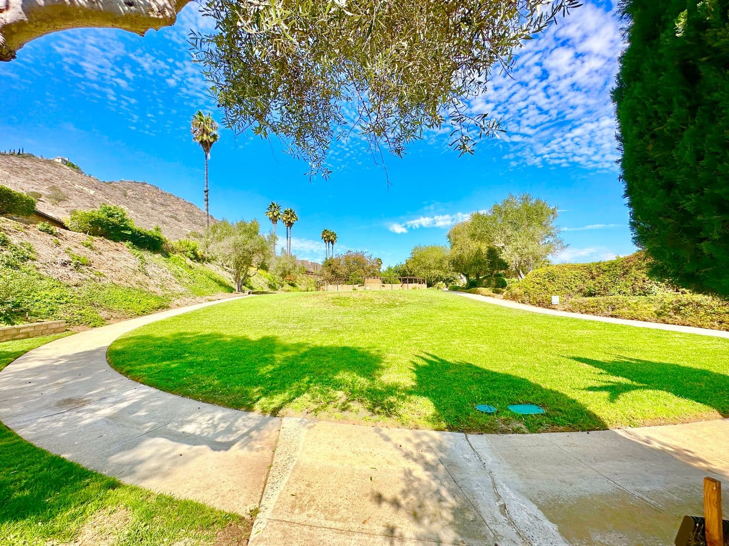 Fallbrook House: 4731 Via Inca