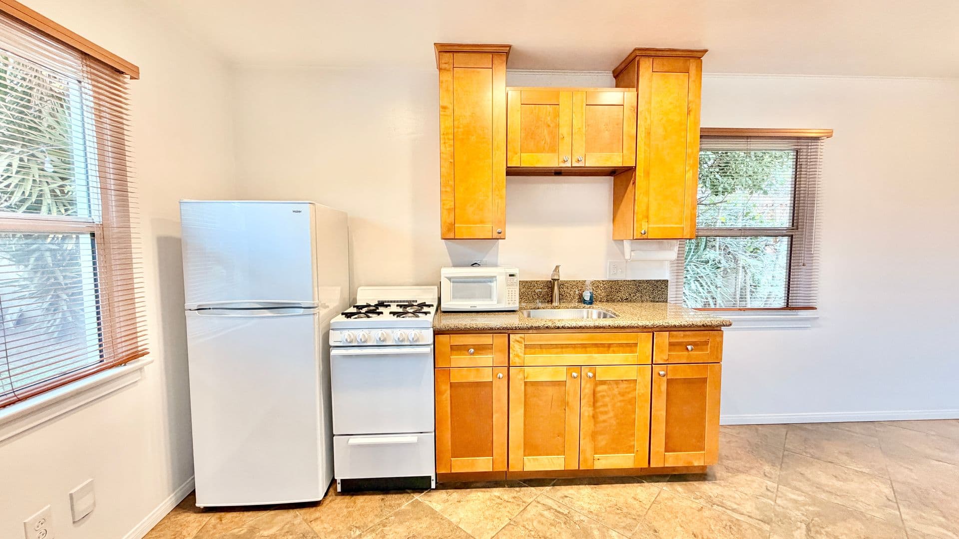 Oceanside House: 1922 South Nevada Street (Guest Home)