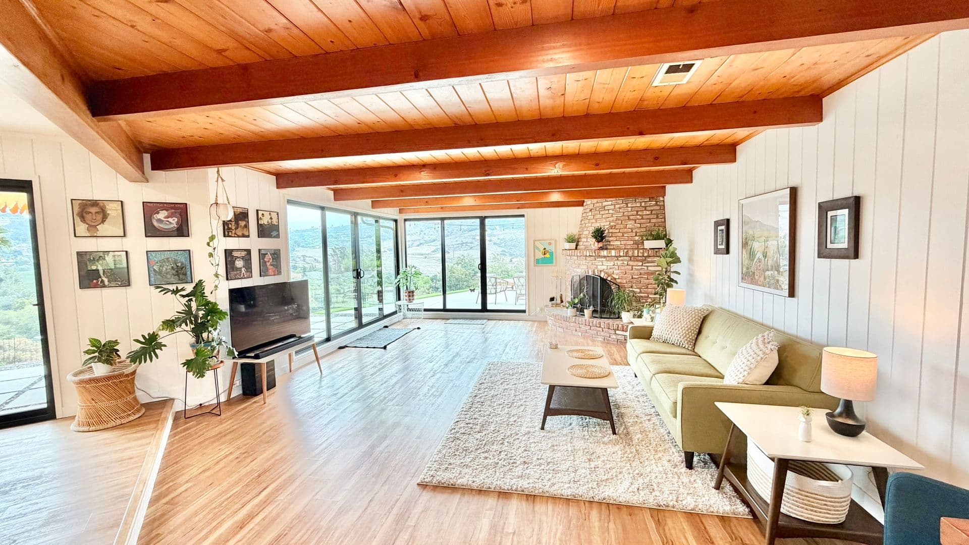 Fallbrook House: 3266 Westmont Drive