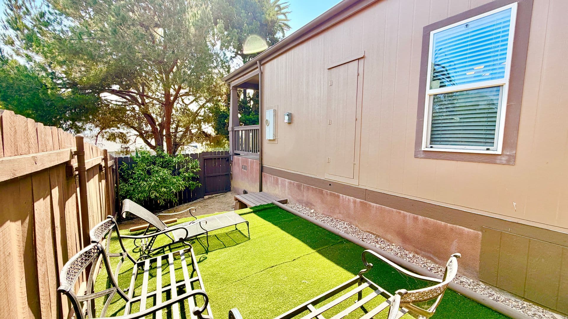 Fallbrook House: 1727 South Hill Avenue (Guest House)